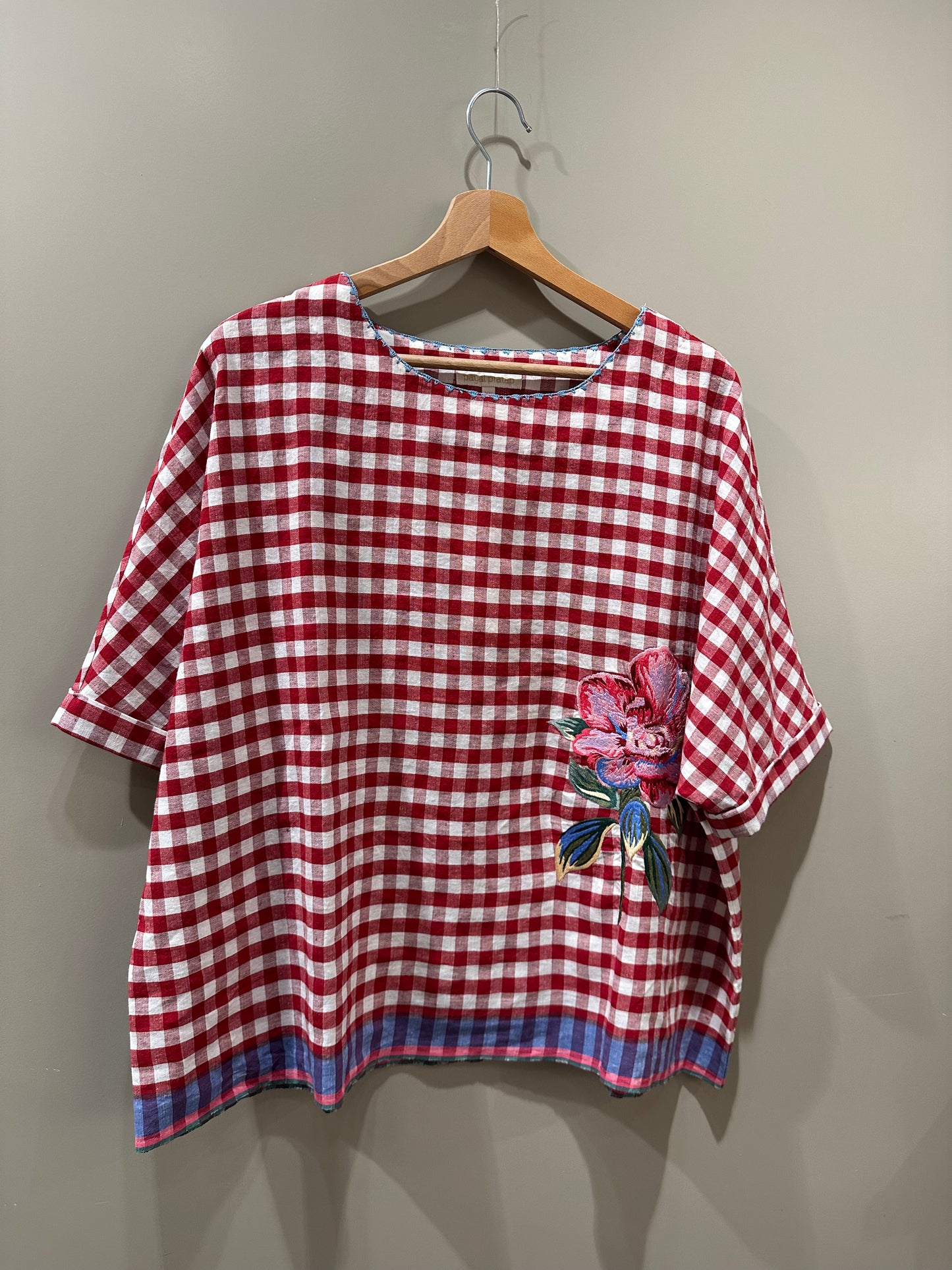 BLUSA CHECK RICAMATA