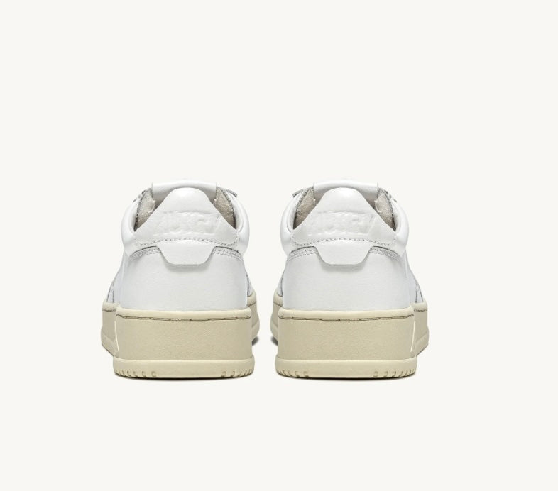 AUTRY SNEAKERS DONNA MEDALIST LOW IN PELLE BIANCA