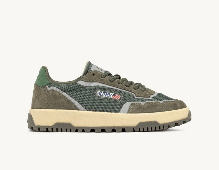 AUTRY SNEAKERS UOMO WILDPACE LOW IN MESH E SUEDE VERDE MILITARE